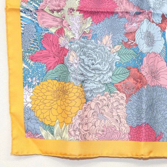 HERMES Carre 45 Scarf ""ROBE LEGERE"" Silk Orange Auth am8904 - Picture 4 of 8